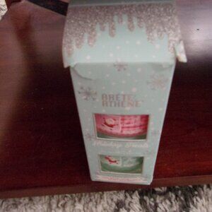 Arete Athene Holiday Treats sugar scrubs scented- Pink Cranberry & Minty Pine
